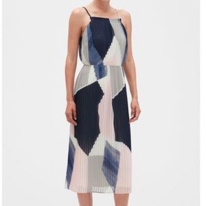 Banana Republic Print Pleated Fit And Flare Dress